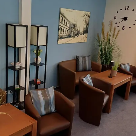 מלון Komforthotel - Stadt-gut-hotel 3*