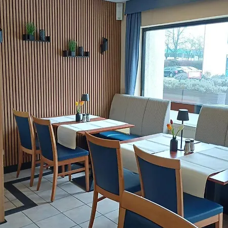 Komforthotel - Stadt-gut-hotel فندق 3*