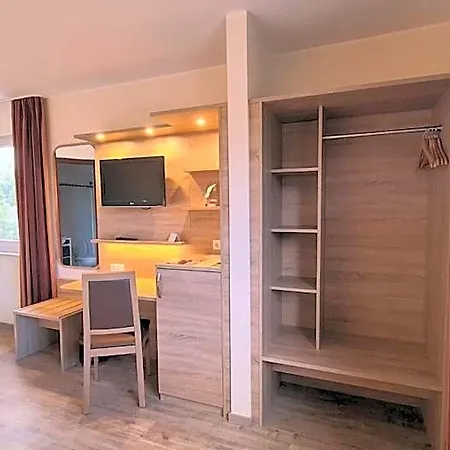 Hotell Komforthotel - Stadt-gut-hotel 3*