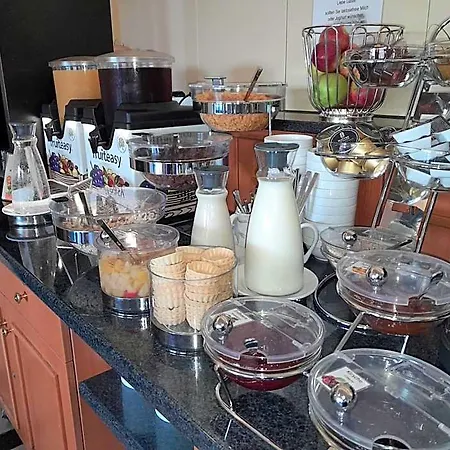Komforthotel - Stadt-gut-hotel Hotell 3*