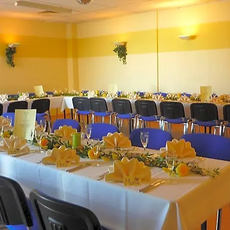Hotell Komforthotel - Stadt-gut-hotel 3*