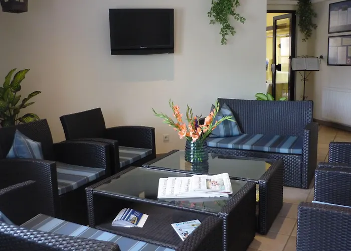 فندق Komforthotel - Stadt-gut-hotel