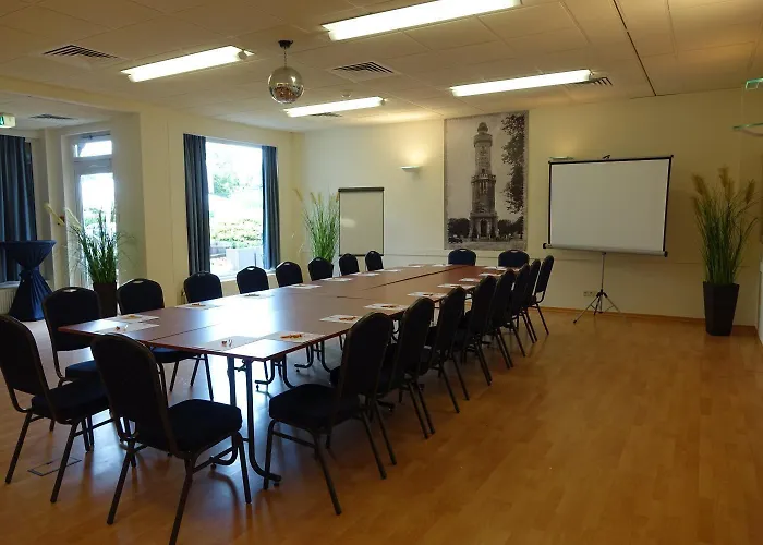 מלון Komforthotel - Stadt-gut-hotel 3*